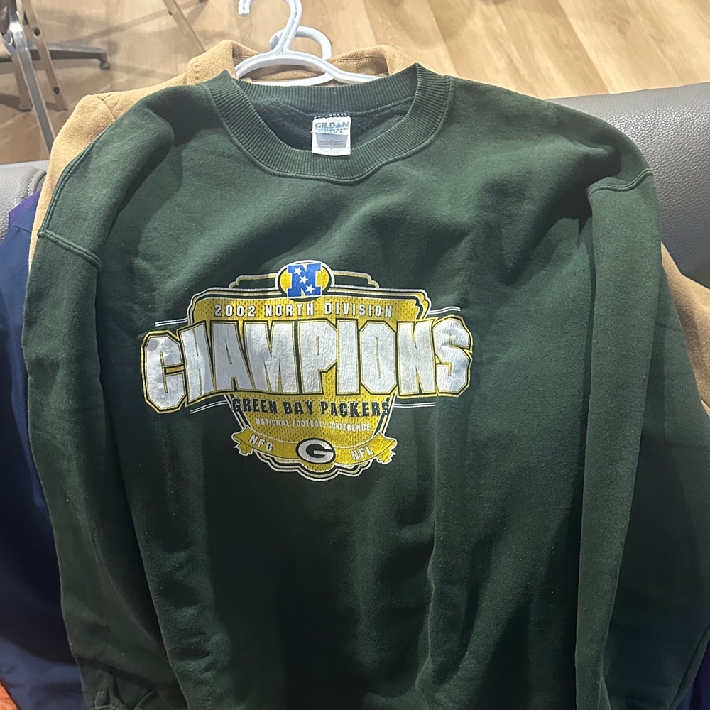 Gildan Green Packers Champions Sweatshirt